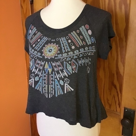 Native American open back crop t shirt - Picture 7 of 9